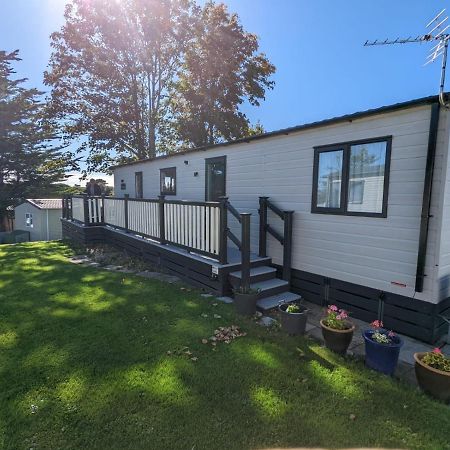 Stunning Luxury Caravan On Edge Of New Forest On Shorefield Country Park Entertainment And Leisure Passes Included Milford on Sea Eksteriør bilde